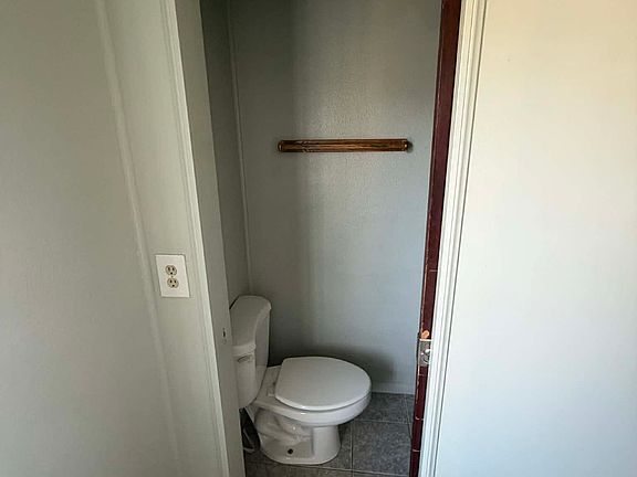 3rd image of 161-163 E C St #1