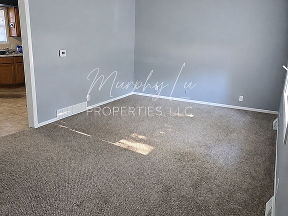 4th image of 1601 Tamara Dr