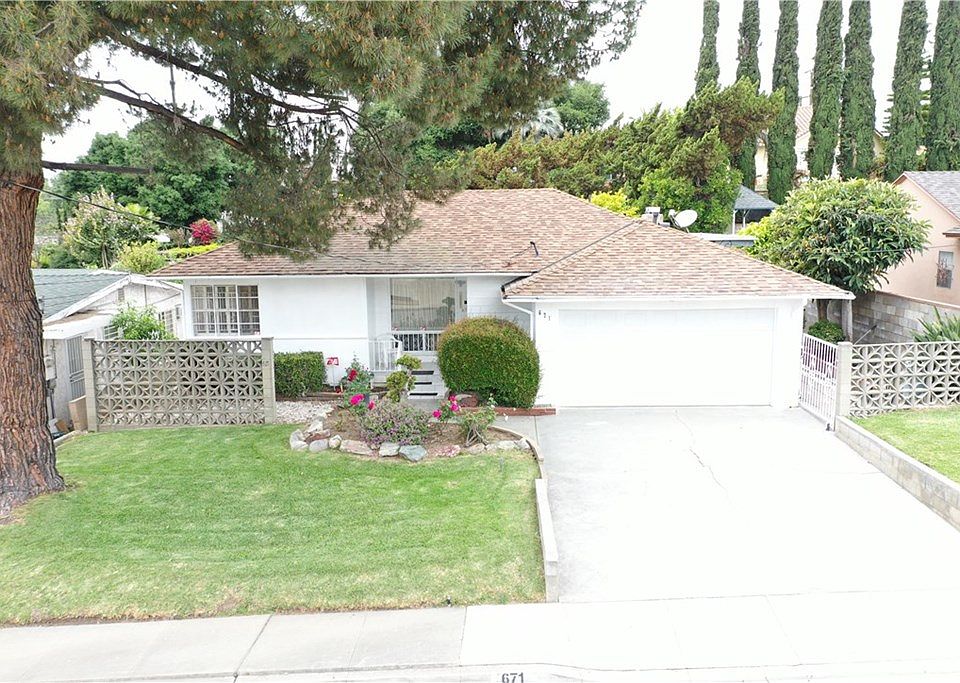1st image of 671 Cecil St