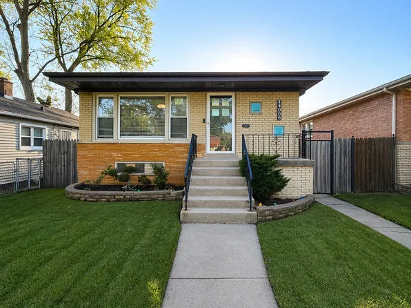 14008 S Saginaw Ave, Burnham, IL 60633