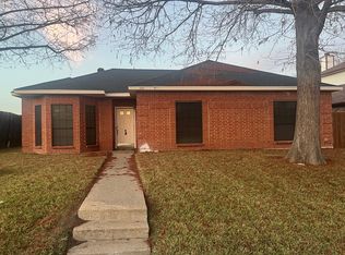 1111 Dandelion Dr, Mesquite, TX 75149
