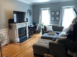 19 Vinton St, Boston, MA 02127