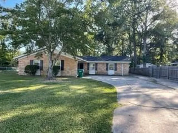 11 Darrell Dr, Hammond, LA 70401
