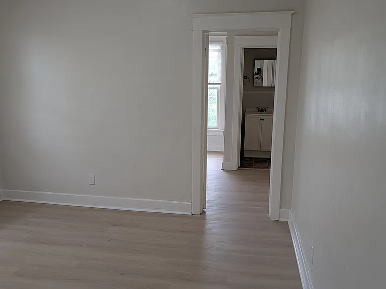 121 Saratoga St #3 — Photo 7