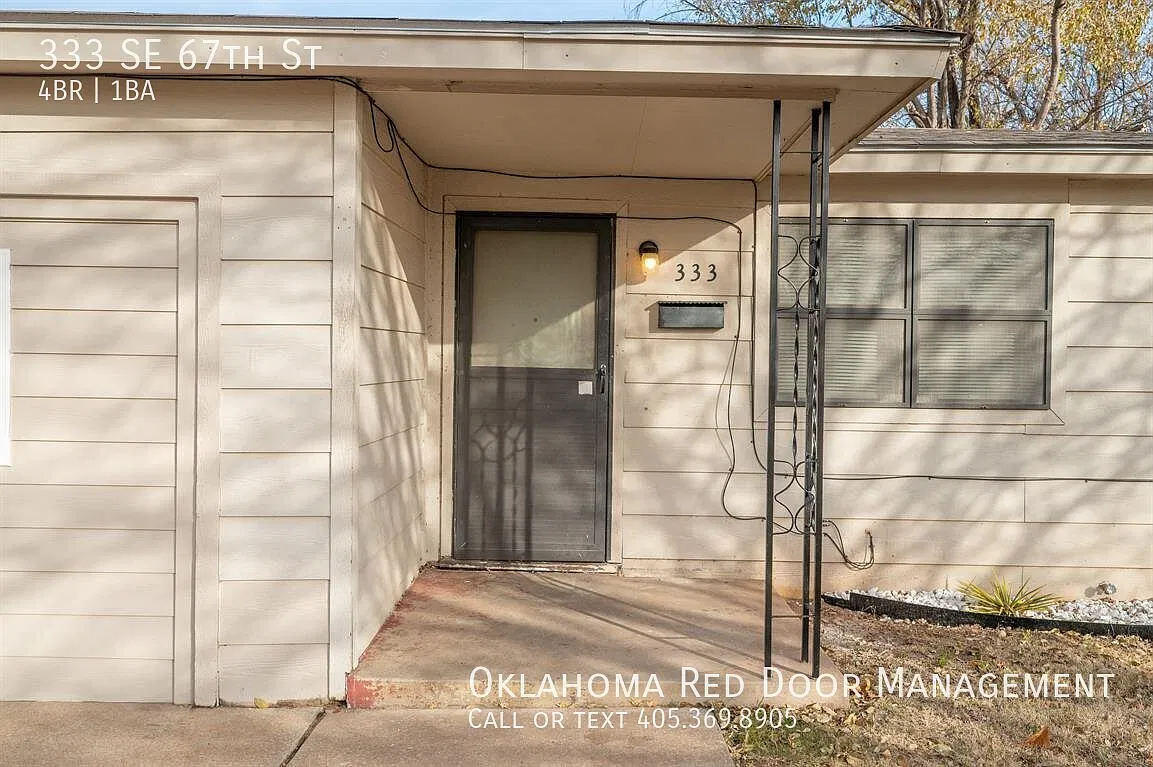 Newly Remodeled 4 Bedroom Home! — Photo 2