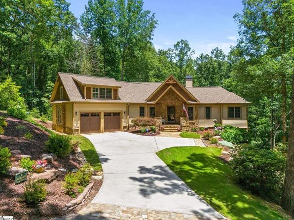 2 Autumn Oak Way, Travelers Rest, SC 29690