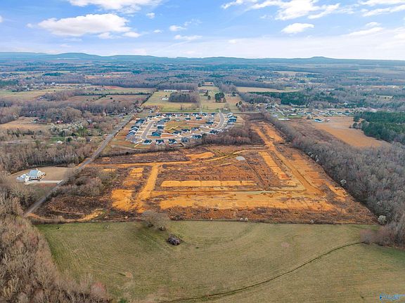 4th image of 31 Brooks Church Rd