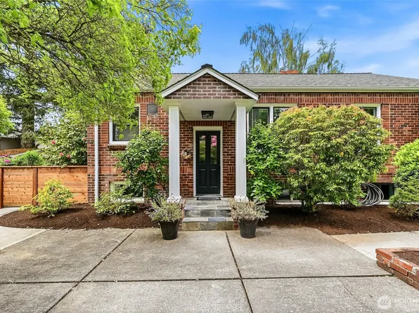 10825 Marine View Drive SW, Seattle, WA 98146