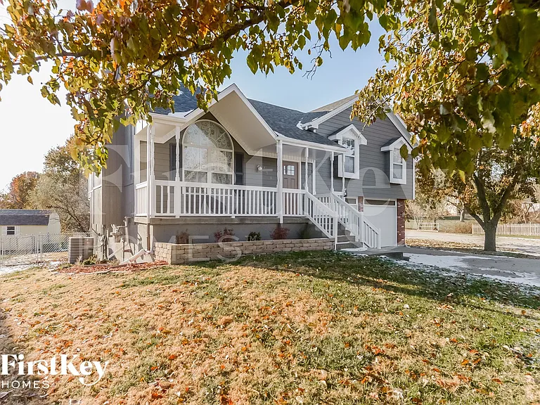 700 Canter St — Photo 1