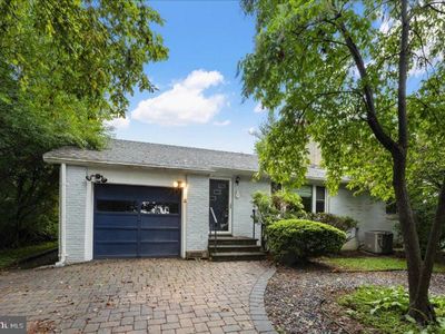 2 Lakeview Ave, Princeton, NJ, 08540