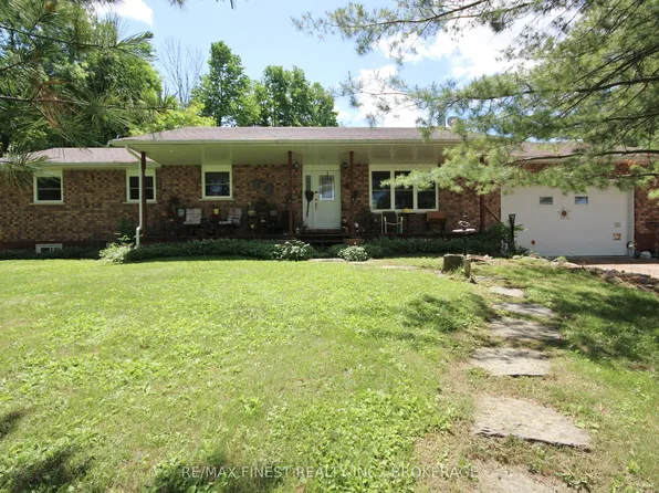 26 Moscow Rd, Stone Mills, ON K0K 3N0