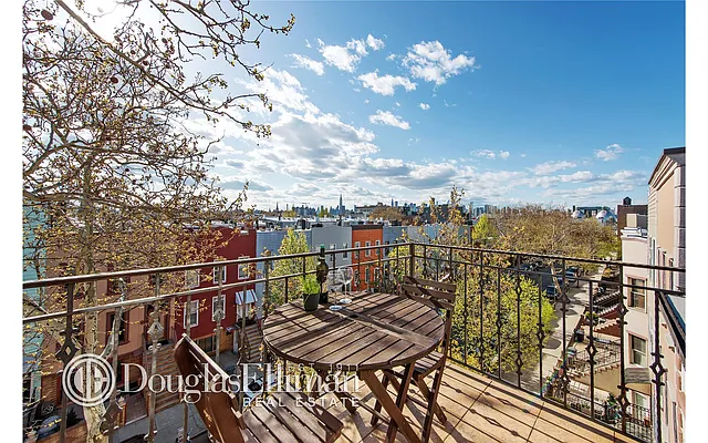 Sold by Douglas Elliman | media 10