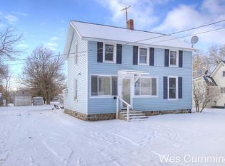 615 W Liberty St, Belding, MI 48809