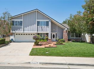 25445 Via Macarena, Santa Clarita, CA 91355