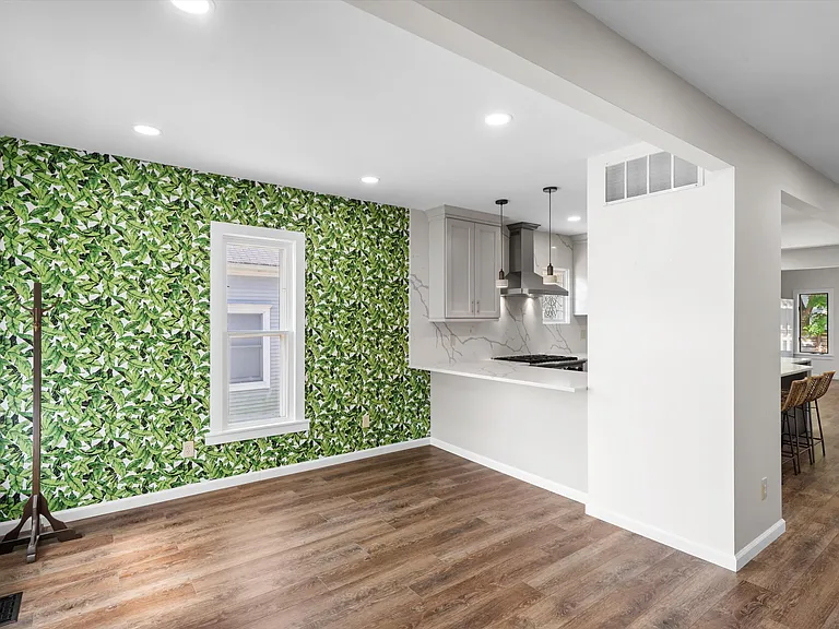 227 West St — Photo 8