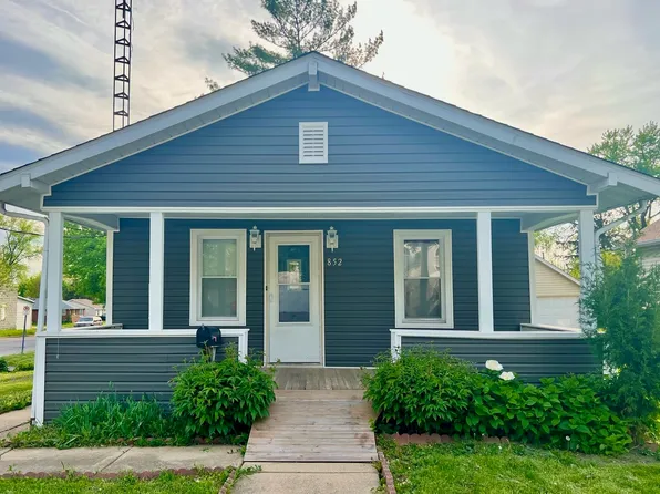 852 Church Rd, Aurora, IL 60505