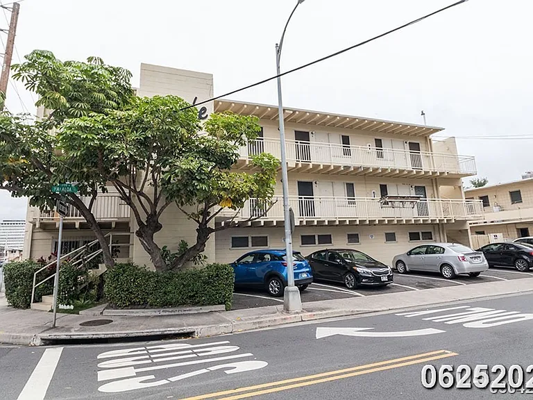 629 Piikoi St #L — Photo 1