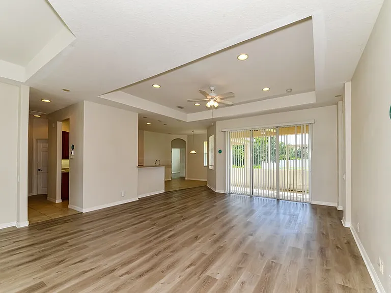12544 30th Street Cir E — Photo 3