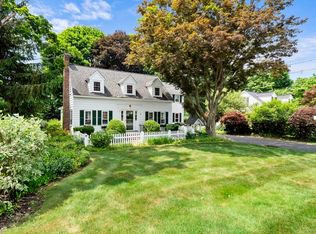 180 Elm St, Andover, MA 01810