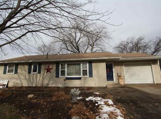 1209 Elm St, Oelwein, IA 50662