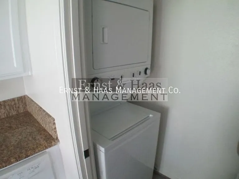 1121 Obispo Ave #103 — Photo 11