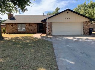514 N Cimarron Dr, Enid, OK 73703
