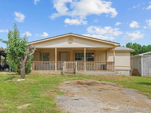 9374 Cedarvale Dr, Tyler, TX 75708