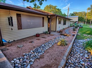 858 Ford Rd, Bowie, TX 76230
