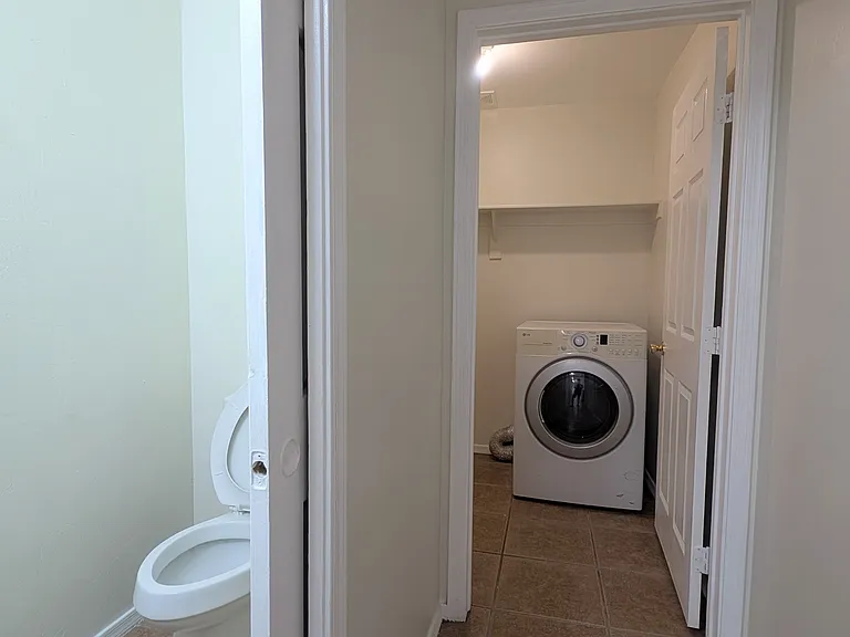 392 E Dirklay Ave — Photo 6