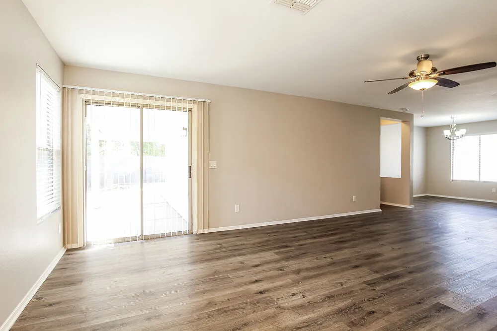 4 bed, 2.0 bath, 1534 sqft, $1,845 — Photo 3