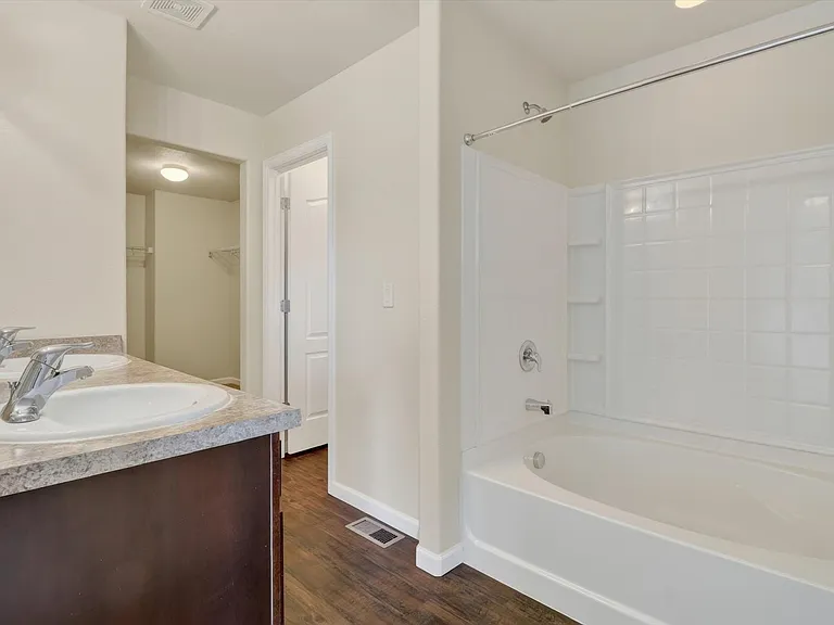 1209 Bistre St — Photo 17