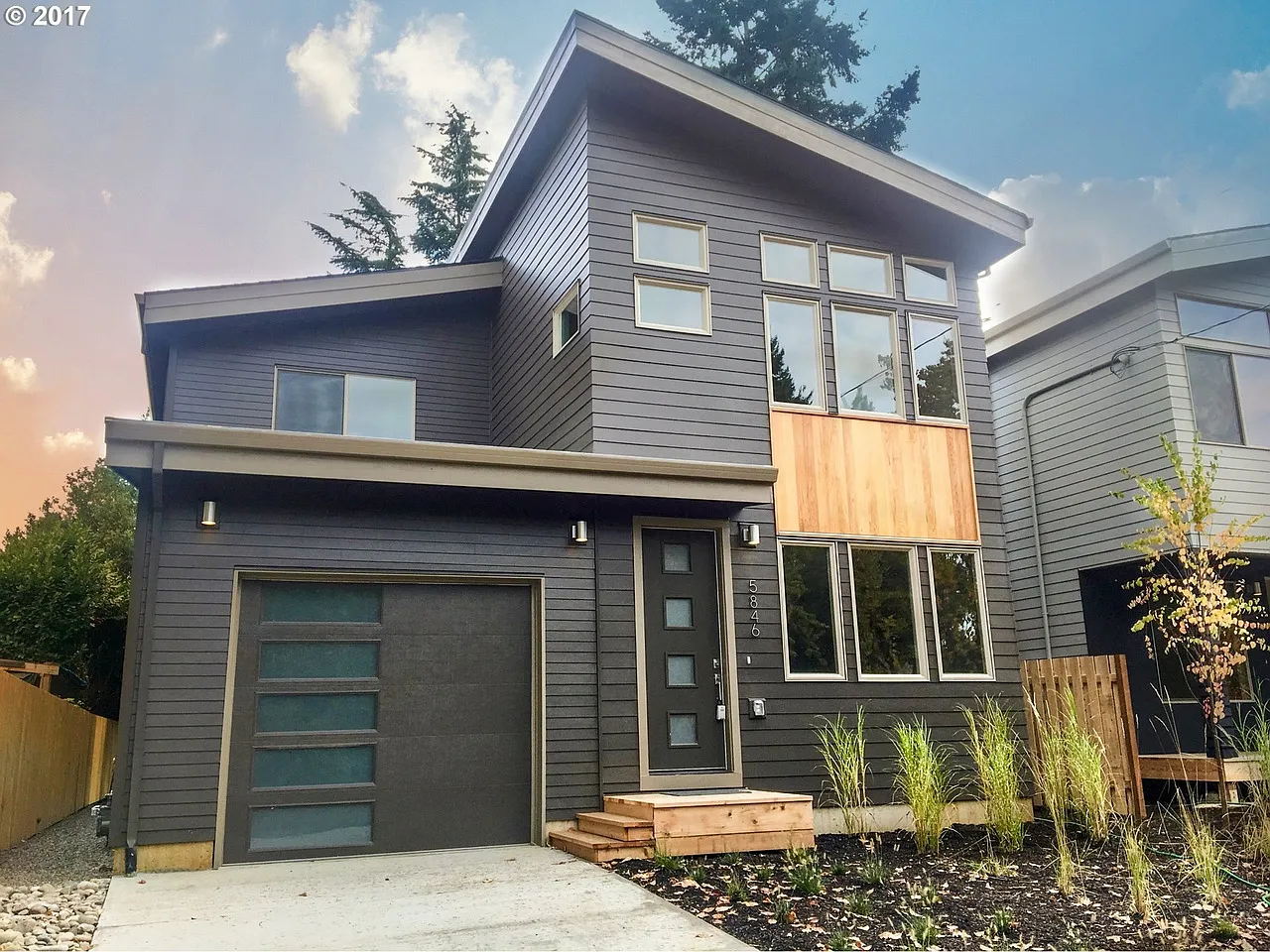 4 bed, 2640 sqft, $4,095 — Photo 1