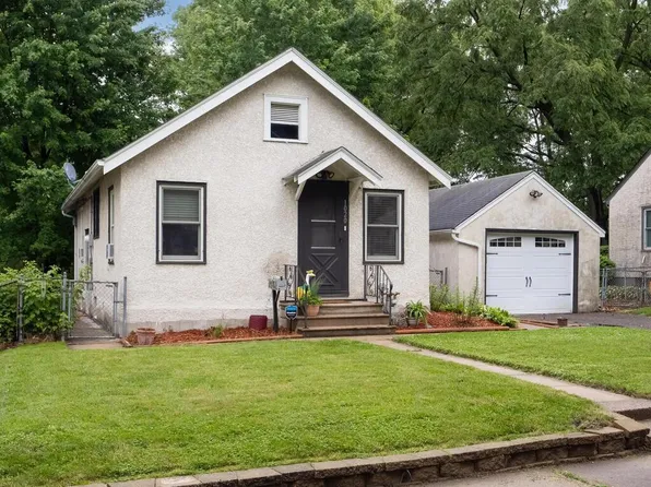 1020 Kruse St, West Saint Paul, MN 55118