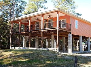 1720 Magnolia St NE, Steinhatchee, FL 32359