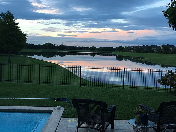 3rd image of 307 Waterside Estates Cir