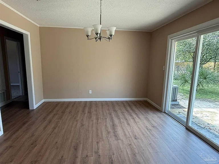 7845 Le Jeune Dr — Photo 13