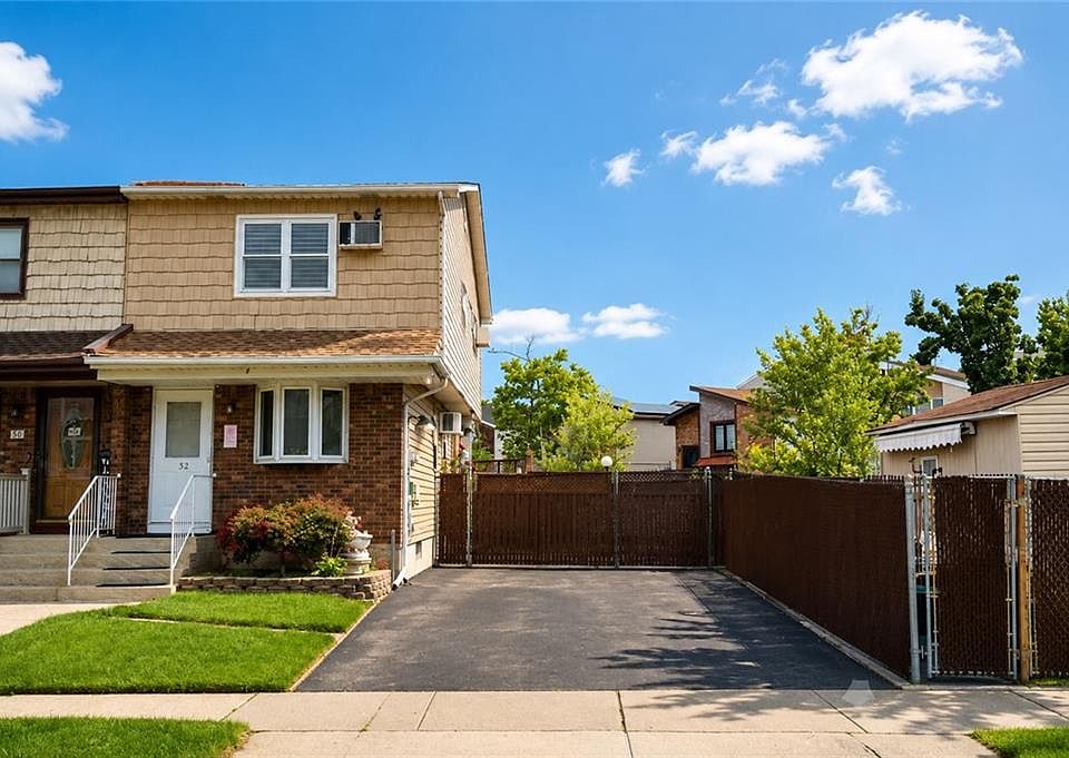 1st image of 152 Crossfield Ave