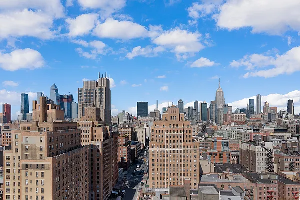 Sold by HomeDax Real Estate | media 23