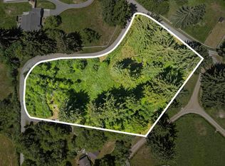 100 Bonnie Ln, Crescent City, CA