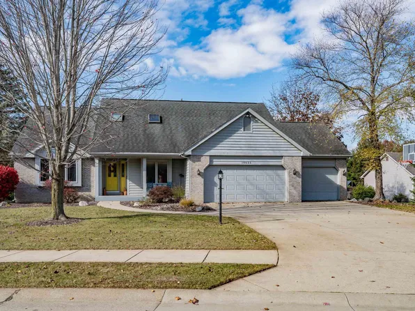 10625 Lone Eagle Way, Fort Wayne, IN 46845
