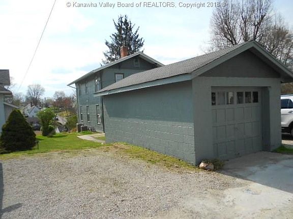 4th image of 228 Bird Ct