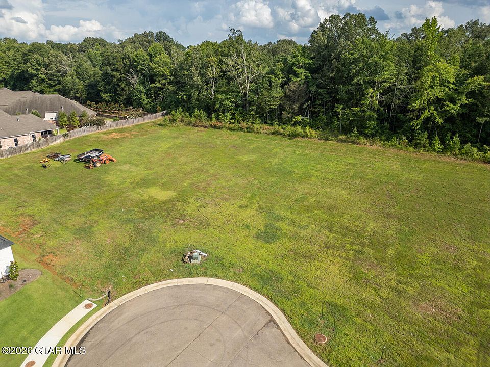1st image of 85 Huxley Dr