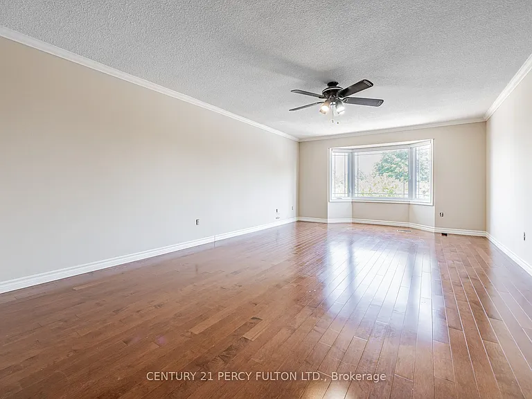 81 Ennisclare Pl — Photo 21