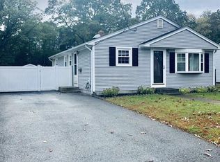 111 Eaton St, Pawtucket, RI 02861