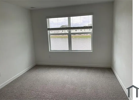 6921 Harbours Edge Ave — Photo 7