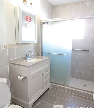 5th image of 253 E Squantum St #2