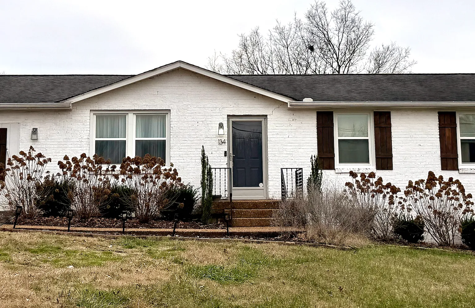 3 bed, 1350 sqft, $2,150 — Photo 1