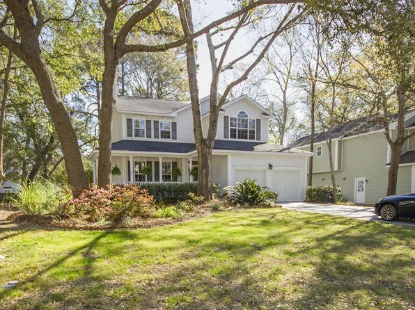 699 Majestic Oak Dr, Charleston, SC 29412