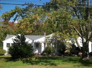 10 Thomas Dr, Chelmsford, MA 01824
