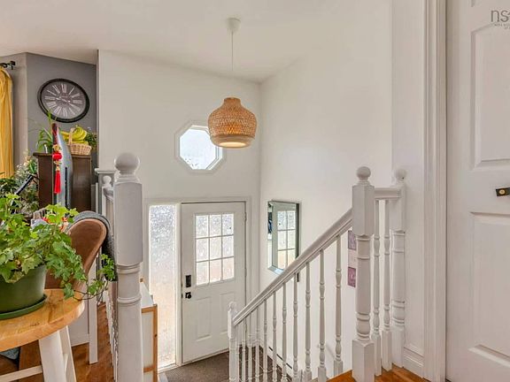 3rd image of 239 Charles Rd